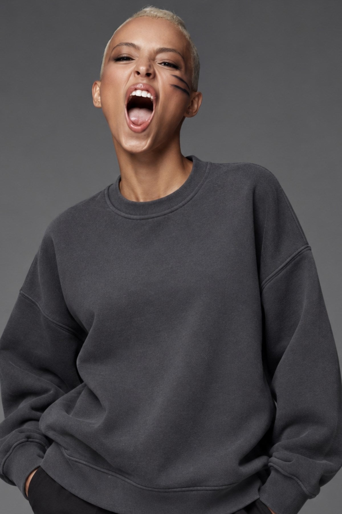 Kadın Oversize Sweatshirt Paris 3D Baskılı Füme – Bisiklet Yaka, Kol ve Sırt Baskılı, 3 İplik 