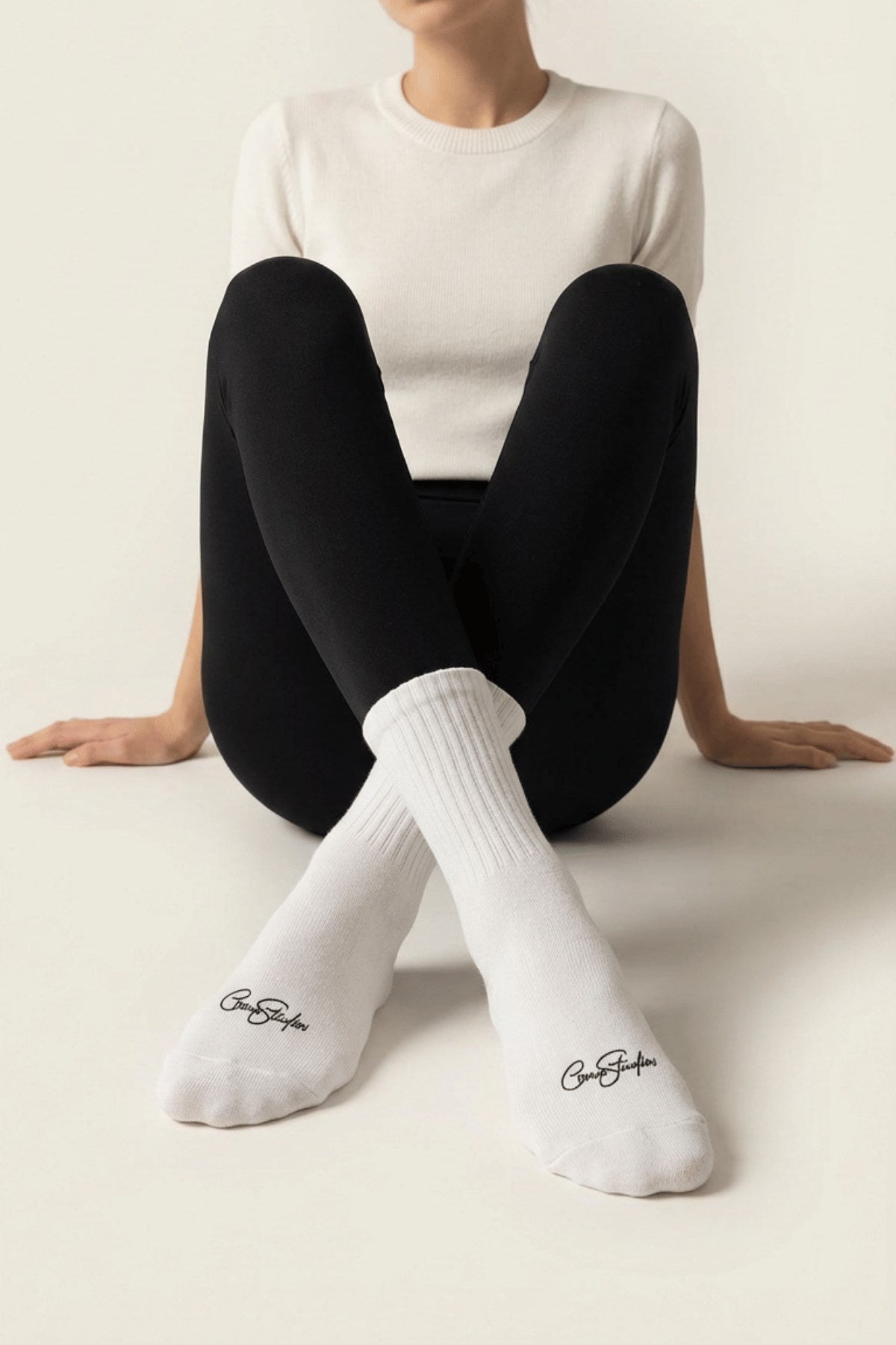 Unisex Düz Beyaz Ribanalı Uzun Çorap CHMP STUDIOS Baskılı – Nefes Alan Pamuklu Penye, 6’lı Paket