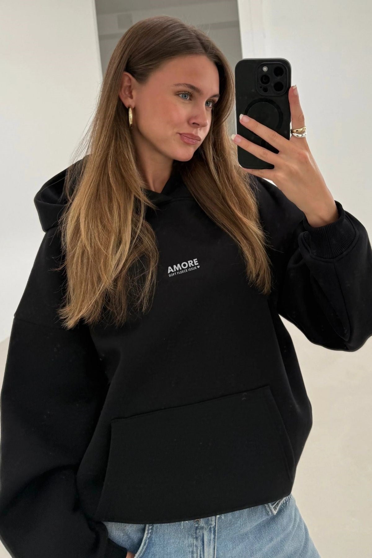 Kadın Oversize Sweatshirt Hoodie AMORE Siyah – Kapüşonlu, 3 İplik Polar, Kanguru Cepli