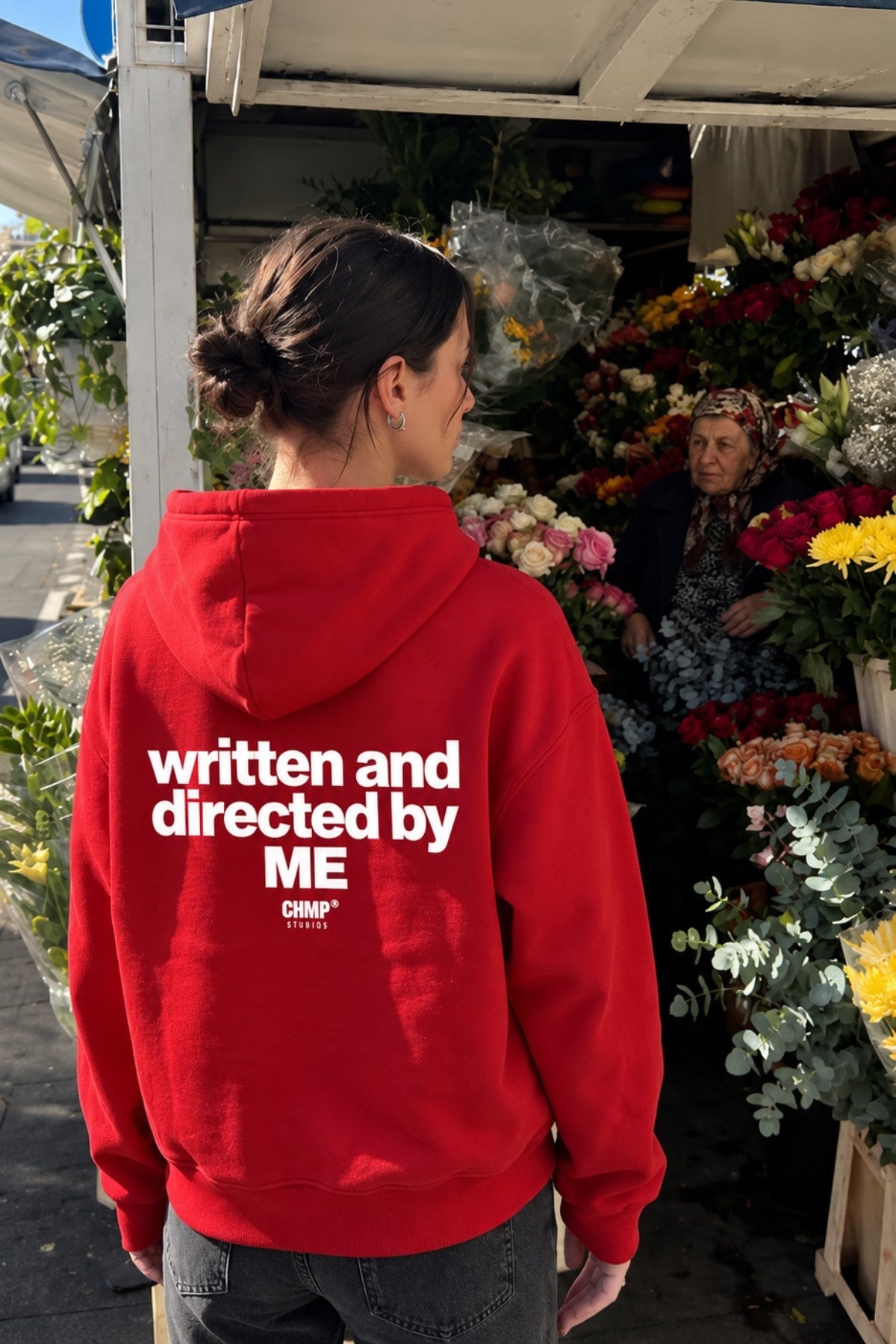 Kadın Oversize Hoodie Written & Directed Baskılı Kırmızı – Kapüşonlu, Sırt Baskılı, 3 İplik 