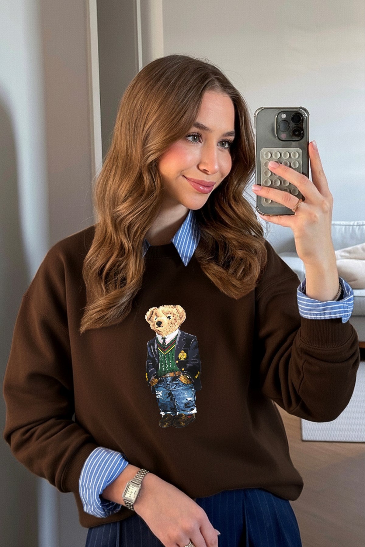 Kadın Oversize Sweatshirt Ivy Bear Baskılı Kahverengi – Bisiklet Yaka, 3 İplik Şardonlu