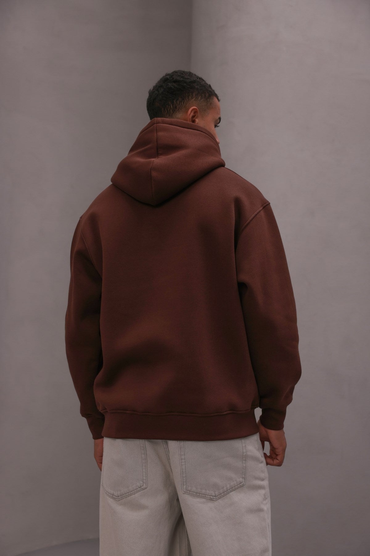 Erkek Oversize Sweatshirt Hoodie CHMP Yazlı Baskılı Kahverengi – Kapüşonlu, 3 İplik , Kanguru Cepli