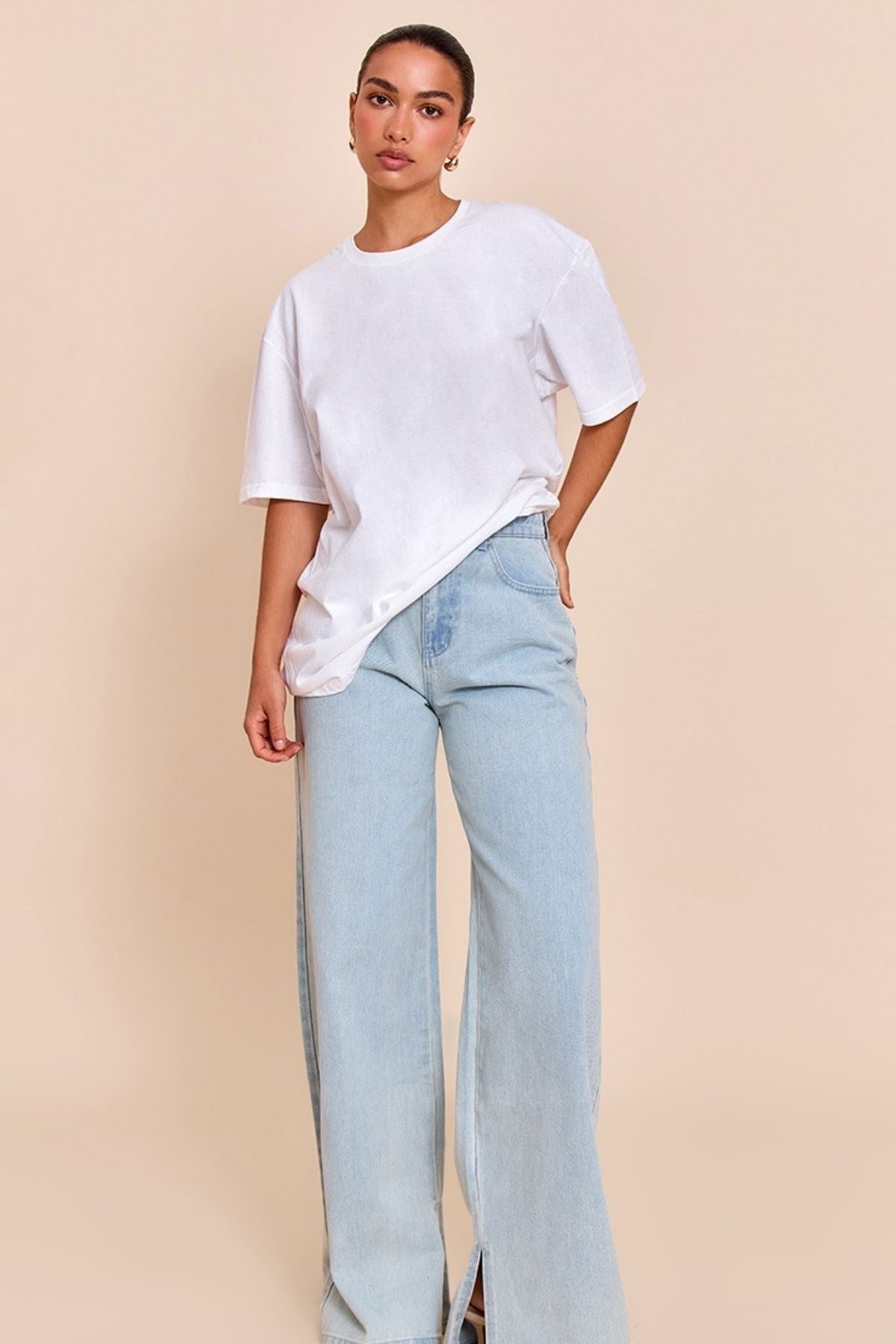 Kadın Oversize Yazlık Beyaz Balık Desenli Günlük Tişört – Sardines Baskılı Moda