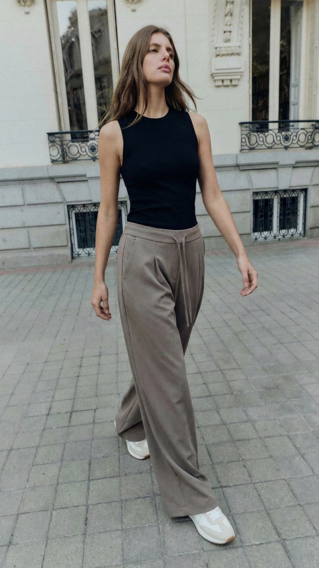 Kadın Vizon Bol Paça Pantolon – Lastikli Bel, Bağcıklı, Dökümlü Kesim