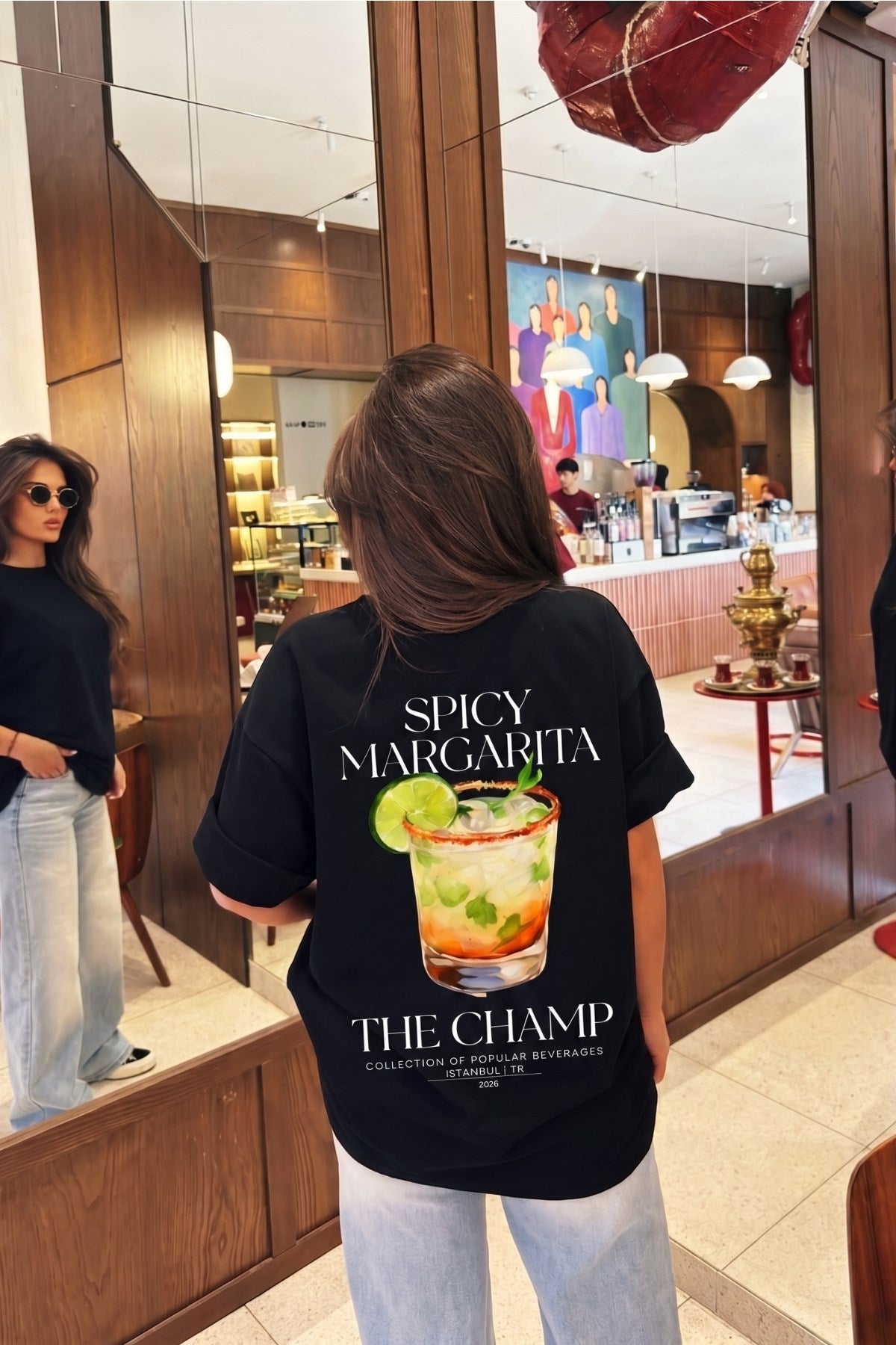 Unisex Oversize Tişört Spicy Margarita Baskılı Siyah – Bisiklet Yaka, Rahat Kalıp, %100 Pamuk