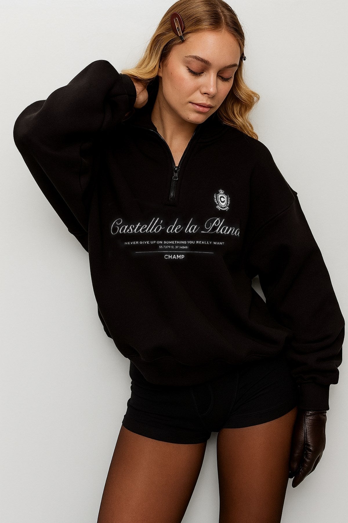 Kadın Siyah Castelló de la Plana Yazılı Fermuarlı Yarım Balıkçı Yaka Oversize Sweatshirt – Şehir ve Spor Stil