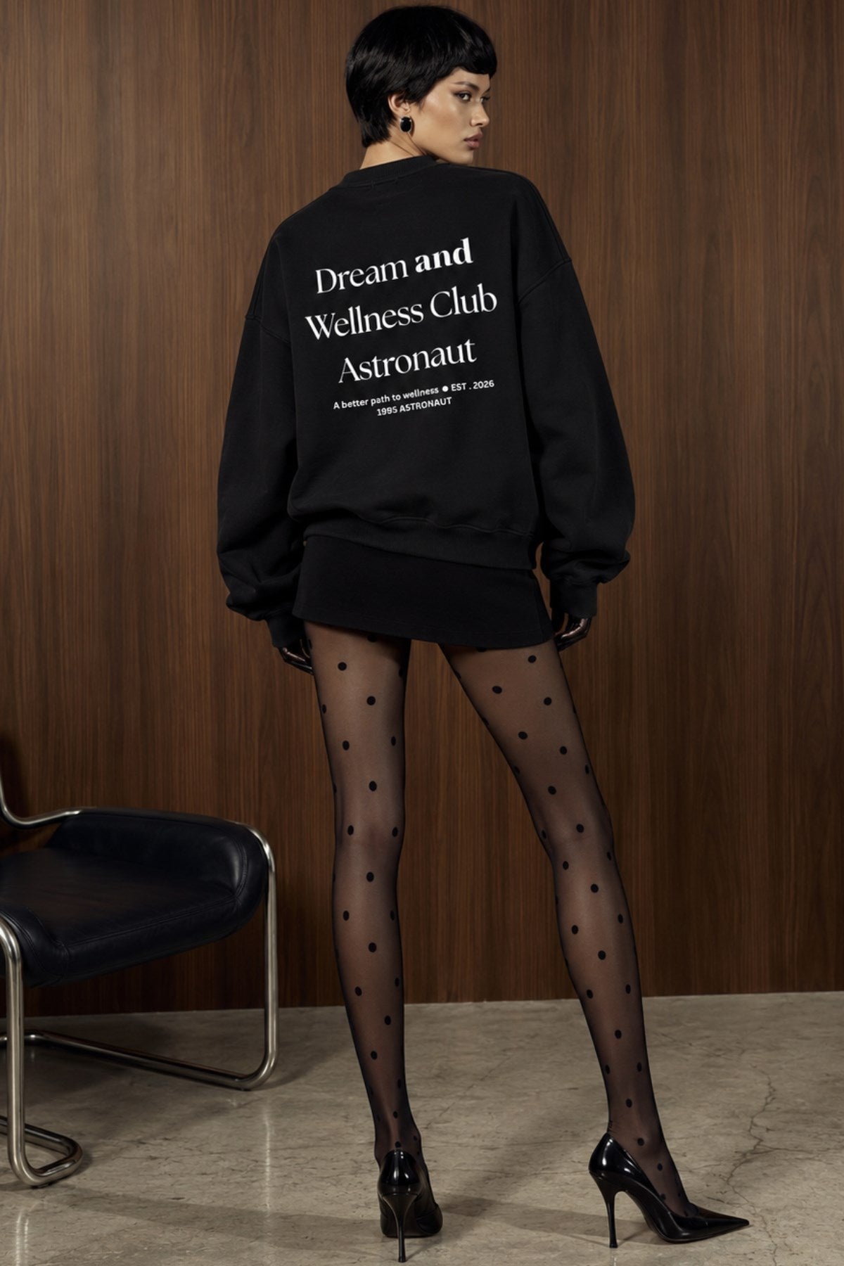 Kadın Oversize Sweatshirt Wellness Baskılı Siyah – Bisiklet Yaka, 3 İplik Şardonlu Polar, Düşük Omuz