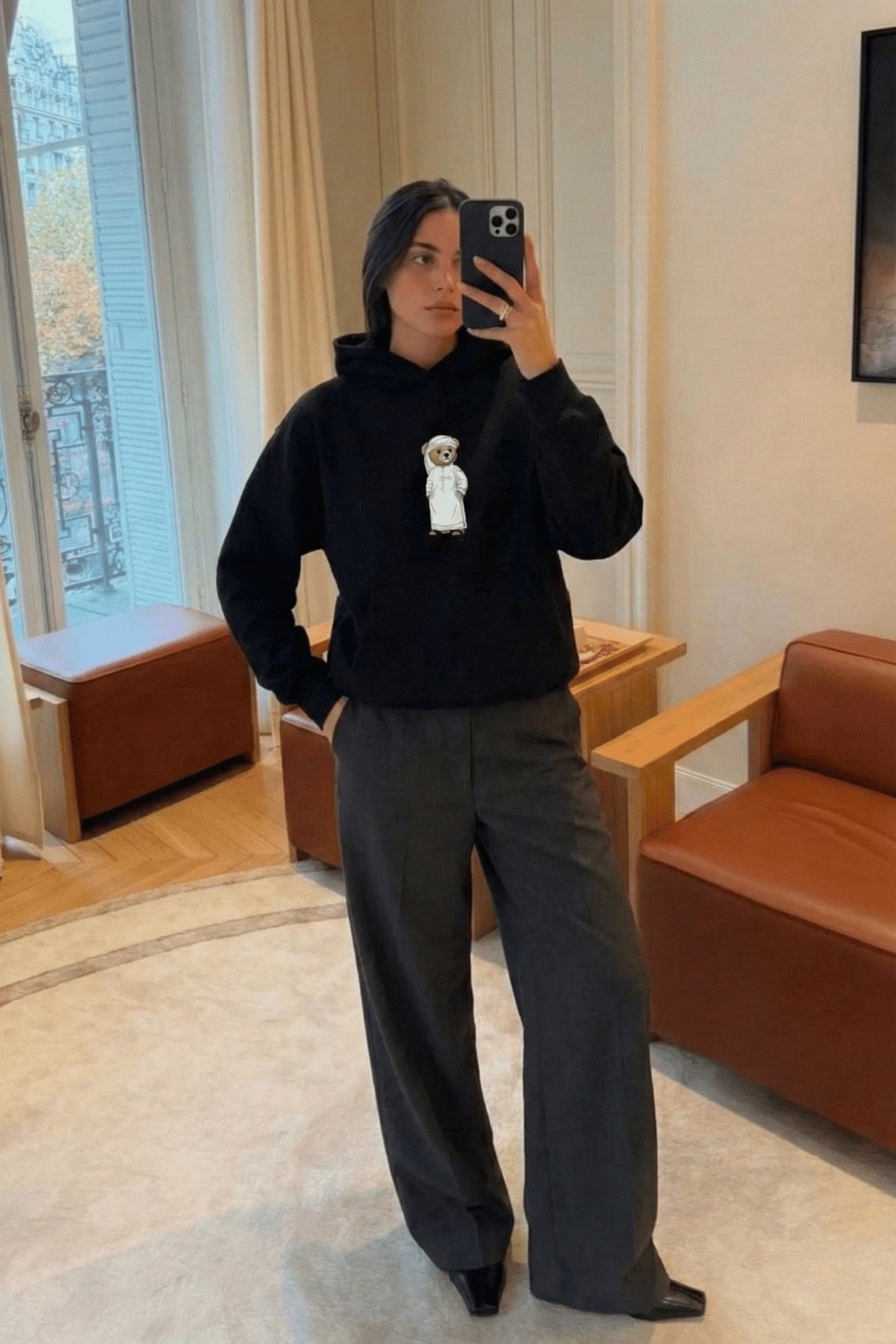 Kadın Oversize Sweatshirt Hoodie Emirati Bear Siyah – Kapüşonlu, 3 İplik Polar, Kanguru Cepli