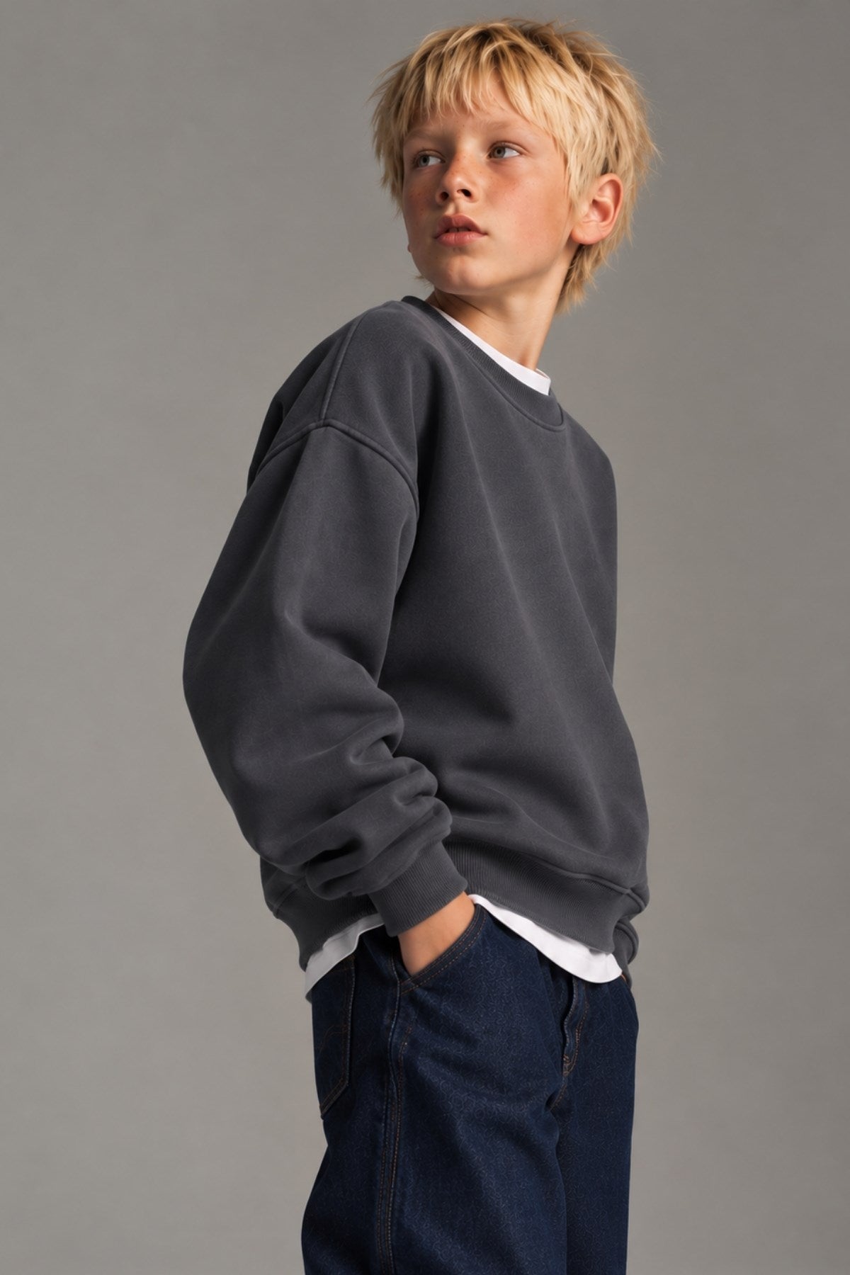 Erkek Çocuk Oversize Sweatshirt Basic Füme – Bisiklet yaka, 3 iplik şardonlu polar