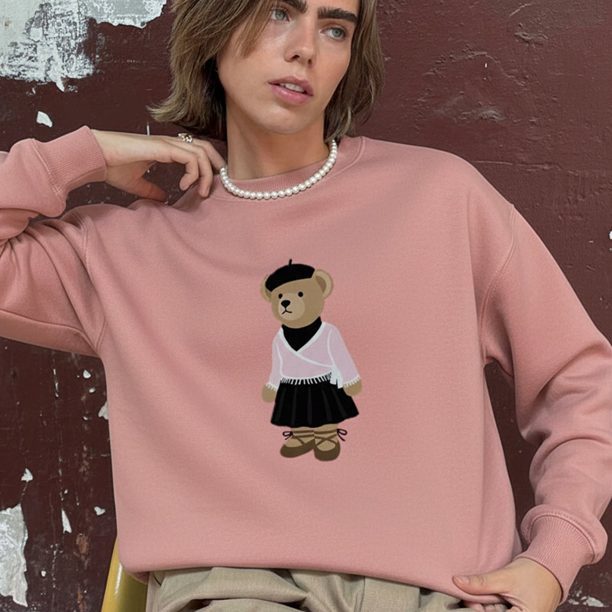 Kadın Oversize Sweatshirt Ballerina Bear Baskılı Pembe – Bisiklet Yaka, 3 İplik Şardonlu Polar
