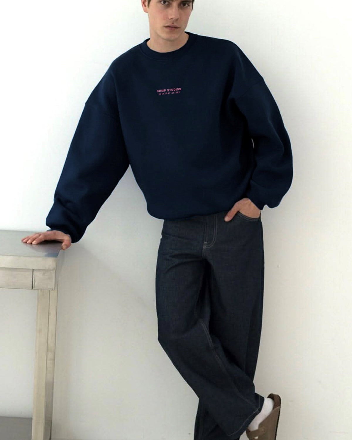 Erkek Oversize Sweatshirt CHMP STUDIOS Lacivert – Bisiklet Yaka, 3 İplik Şardounlu Polar