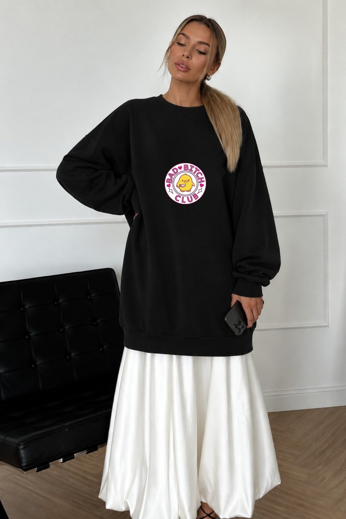 Kadın Oversize Sweatshirt Elbise Bad Club Siyah – Bisiklet Yaka, 3 İplik Şardonlu Polar