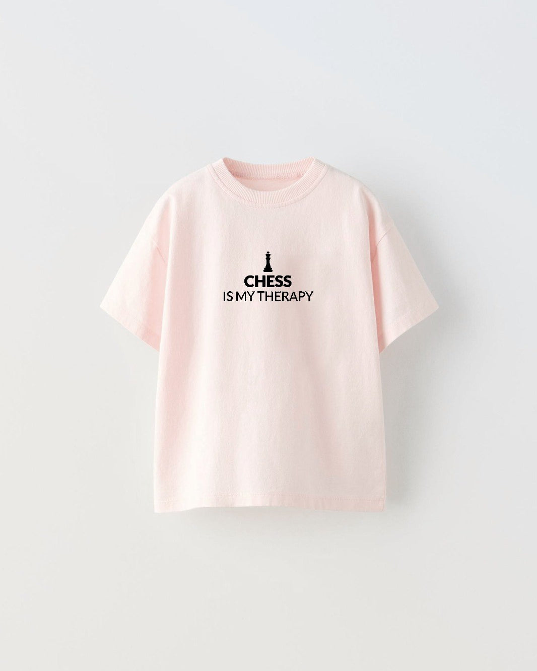 Chess is My Therapy Yazılı Satranç Şah Tasarım Baskılı Pembe Çocuk T-Shirt