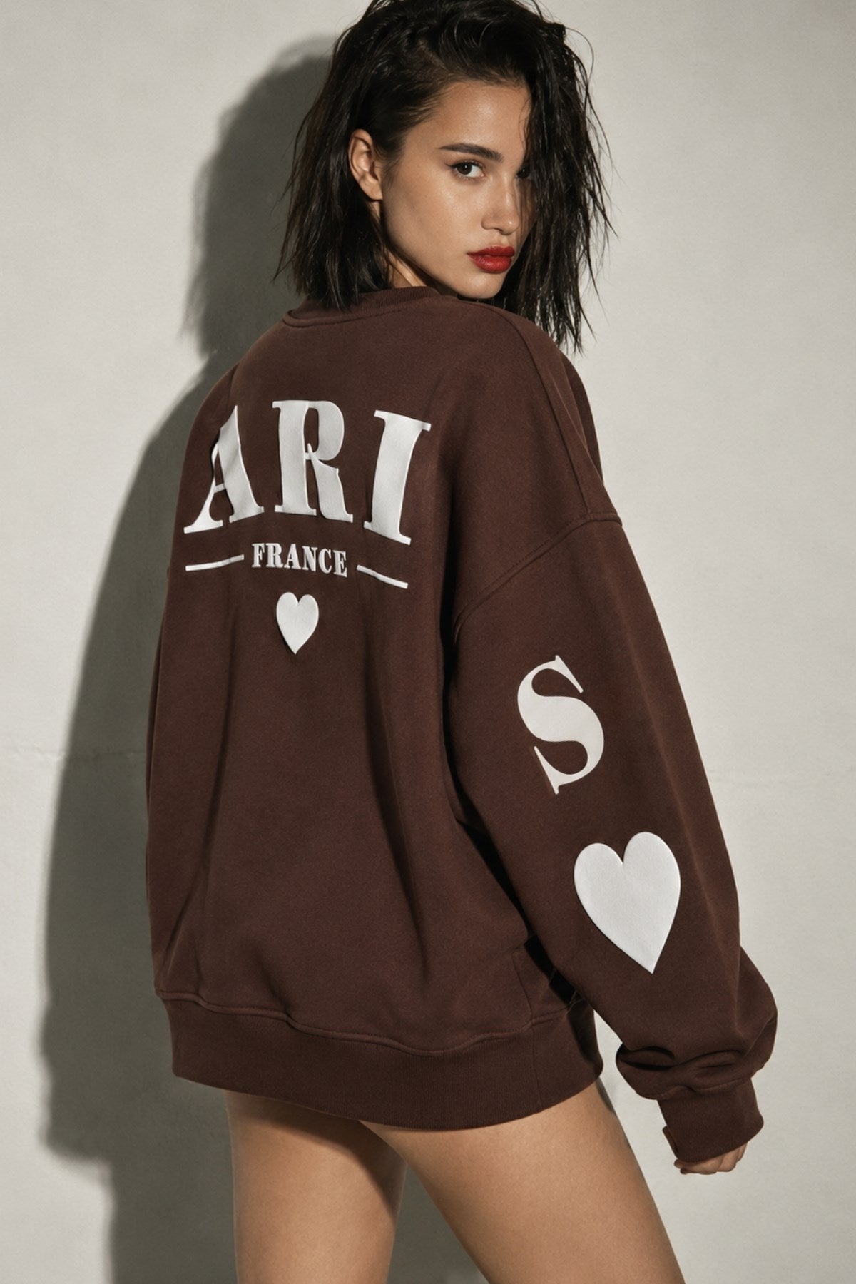 Kadın Oversize Sweatshirt Paris 3D Baskılı Kahverengi – Bisiklet Yaka, Kol ve Sırt Baskılı, 3 İplik