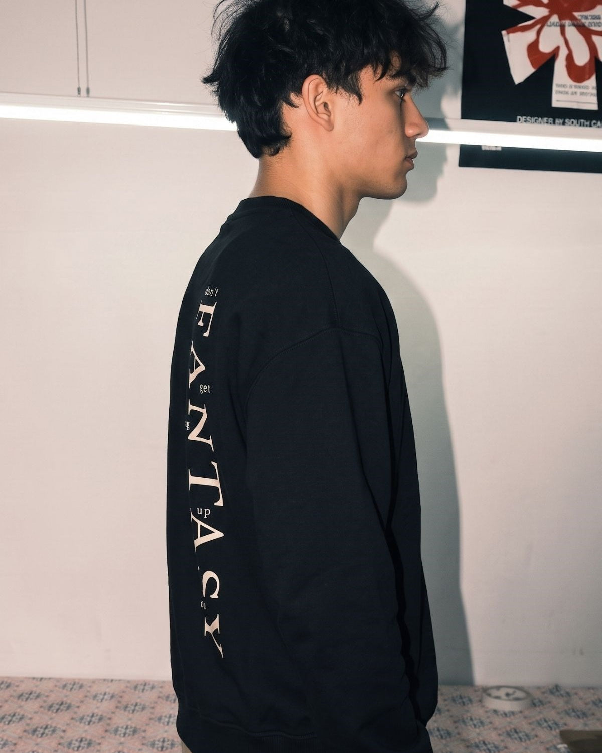 Erkek Oversize Sweatshirt Fantasy Back Baskılı Siyah – Bisiklet Yaka, 3 İplik Şardonlu Polar