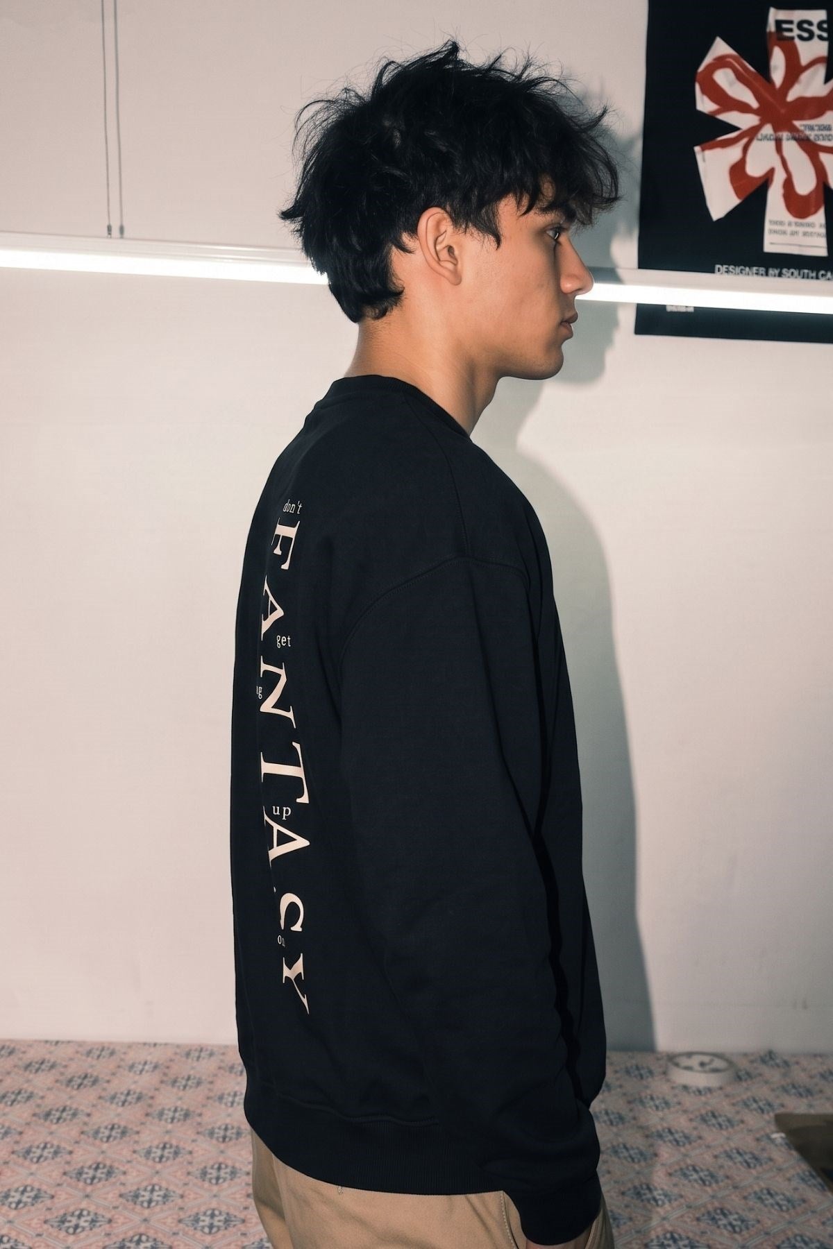 Erkek Oversize Sweatshirt Fantasy Back Baskılı Siyah – Bisiklet Yaka, 3 İplik Şardonlu Polar