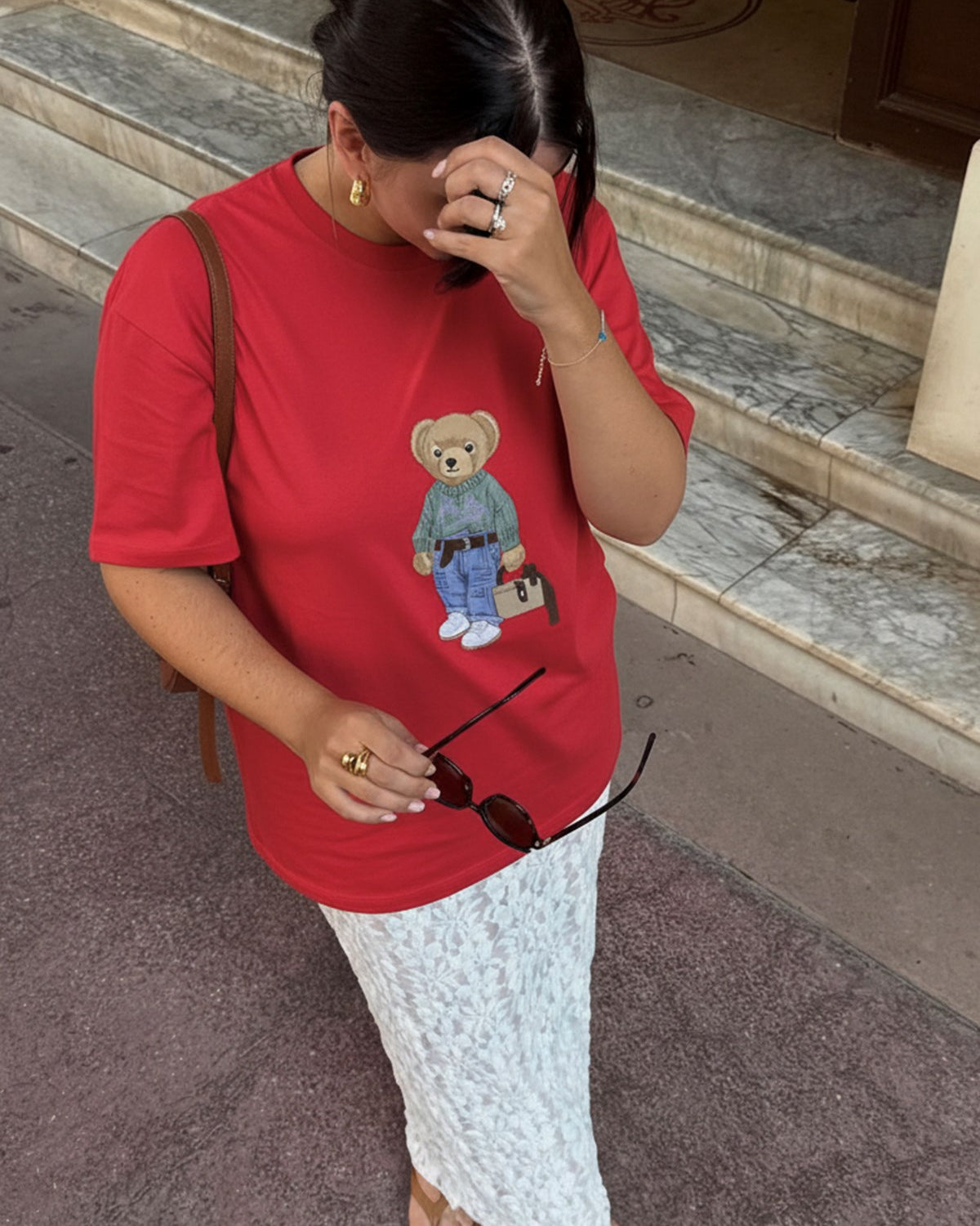 Kadın Oversize Tişört COZY Bear Baskılı Kırmızı – %100 Pamuk Compact Süprem 24/1