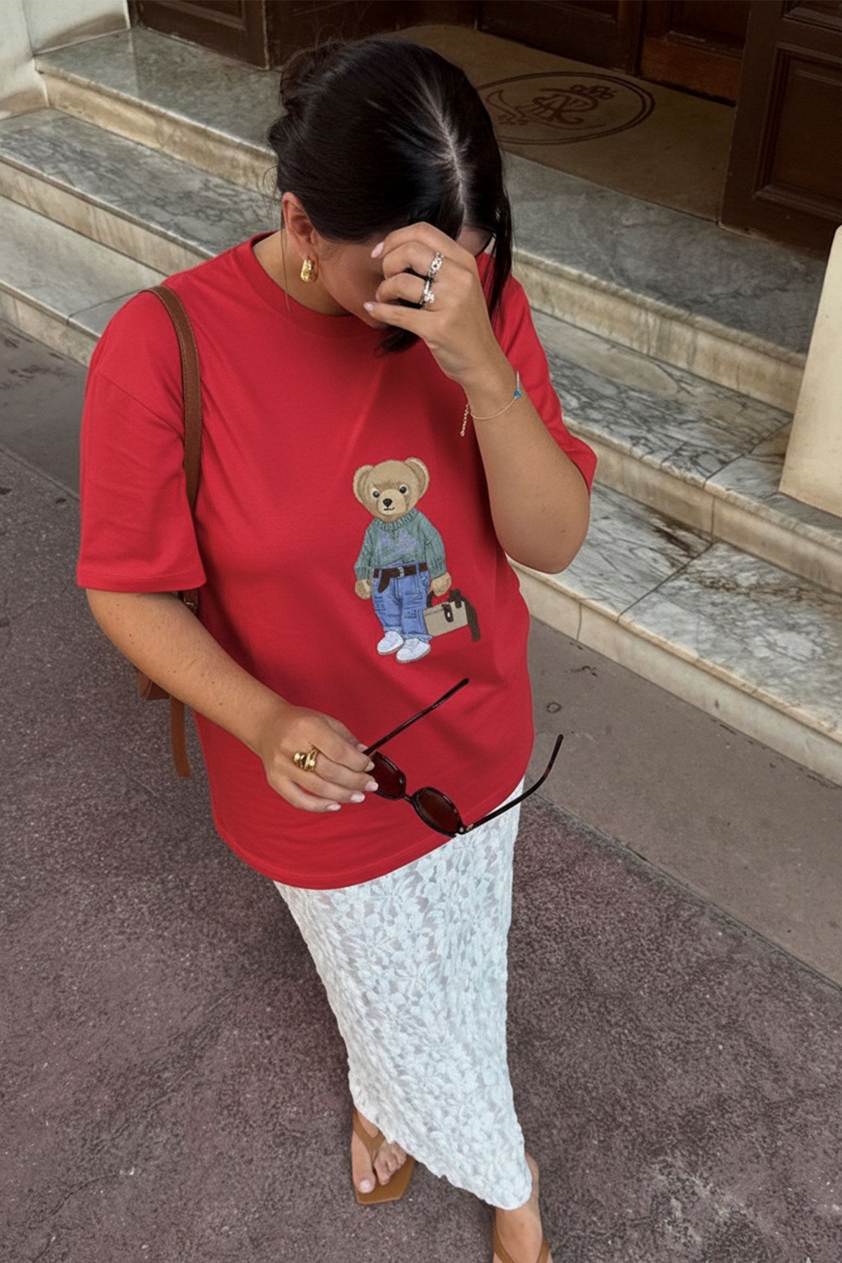 Kadın Oversize Tişört COZY Bear Baskılı Kırmızı – %100 Pamuk Compact Süprem 24/1