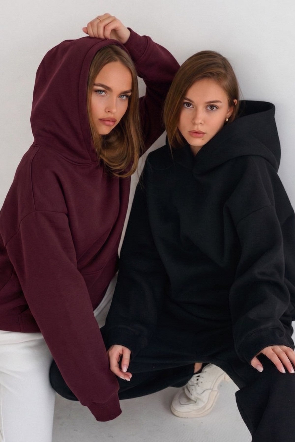 Unisex 2’li Oversize Basic Hoodie Siyah & Bordo – Kapüşonlu, Cepli, 3 İplik Şardonlu Polar
