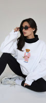 Kadın Oversize Sweatshirt Pink Suit Bear 3D Baskılı Beyaz – Bisiklet Yaka, 3 İplik Şardonlu Polar