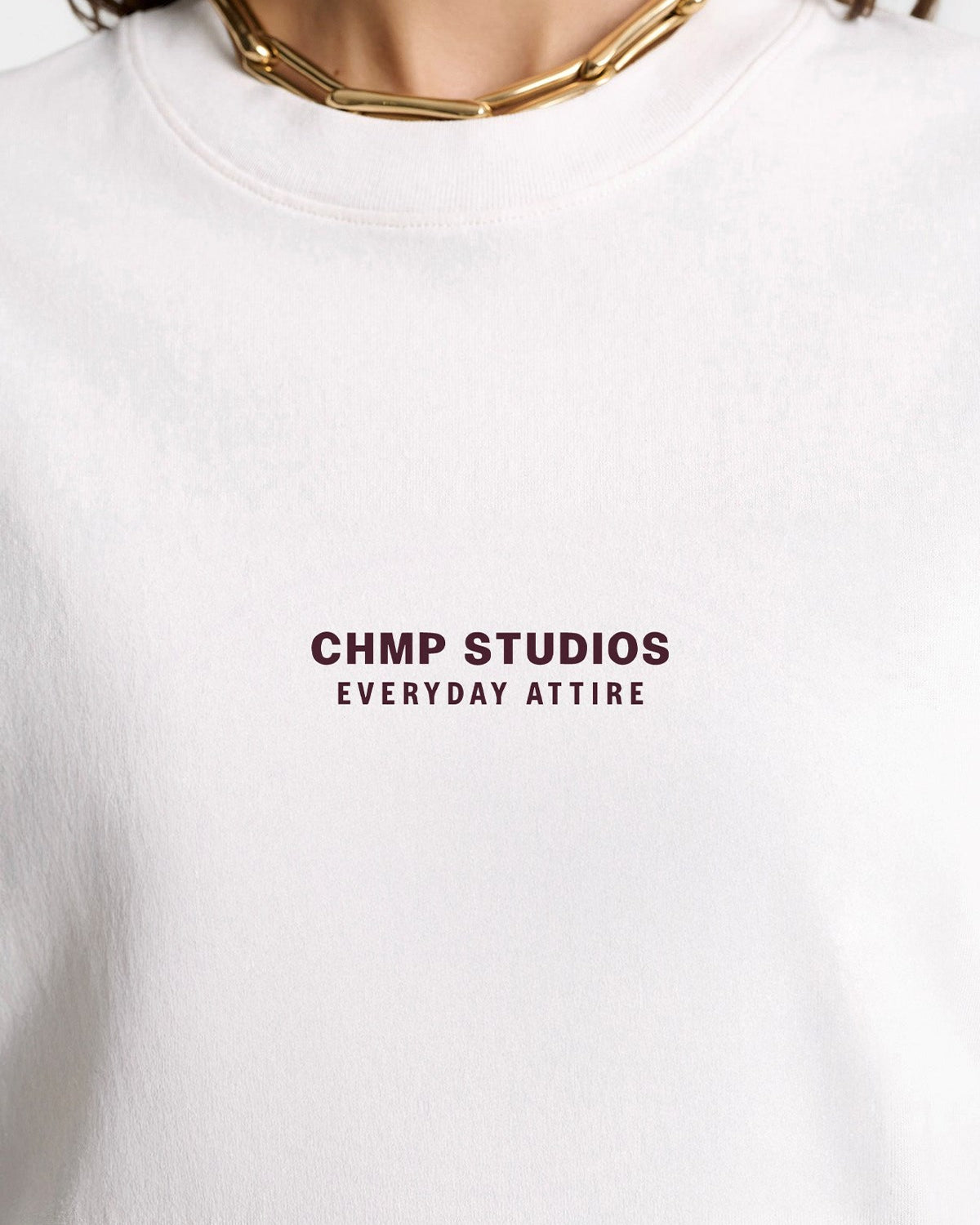 Kadın Oversize Tişört CHMP STUDIOS Baskılı Beyaz – Bisiklet Yaka, %100 Pamuk Compact Süprem 24/1
