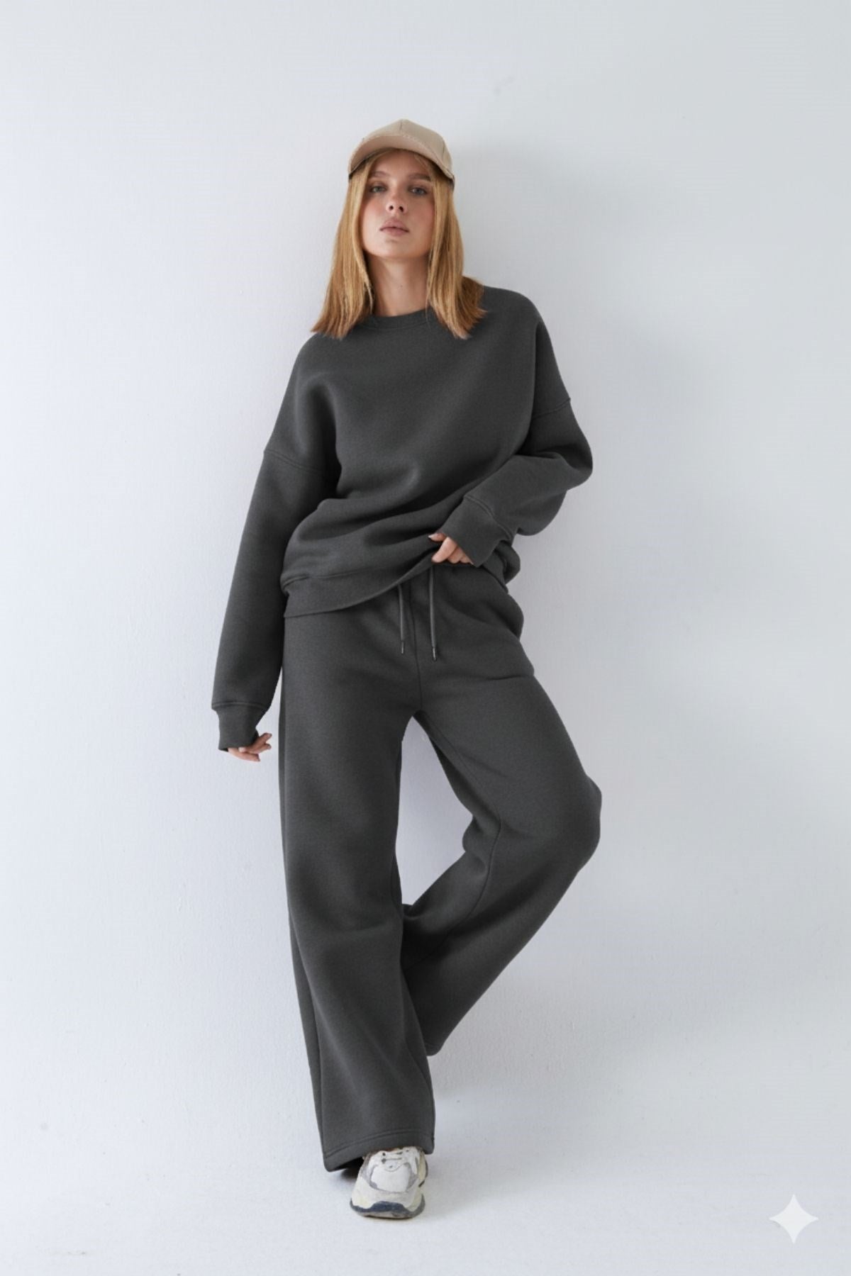 Unisex Oversize Eşofman Takımı Basic Füme Melanj – Bisiklet Yaka, Bol Paça, 3 İplik Şardonlu Polar