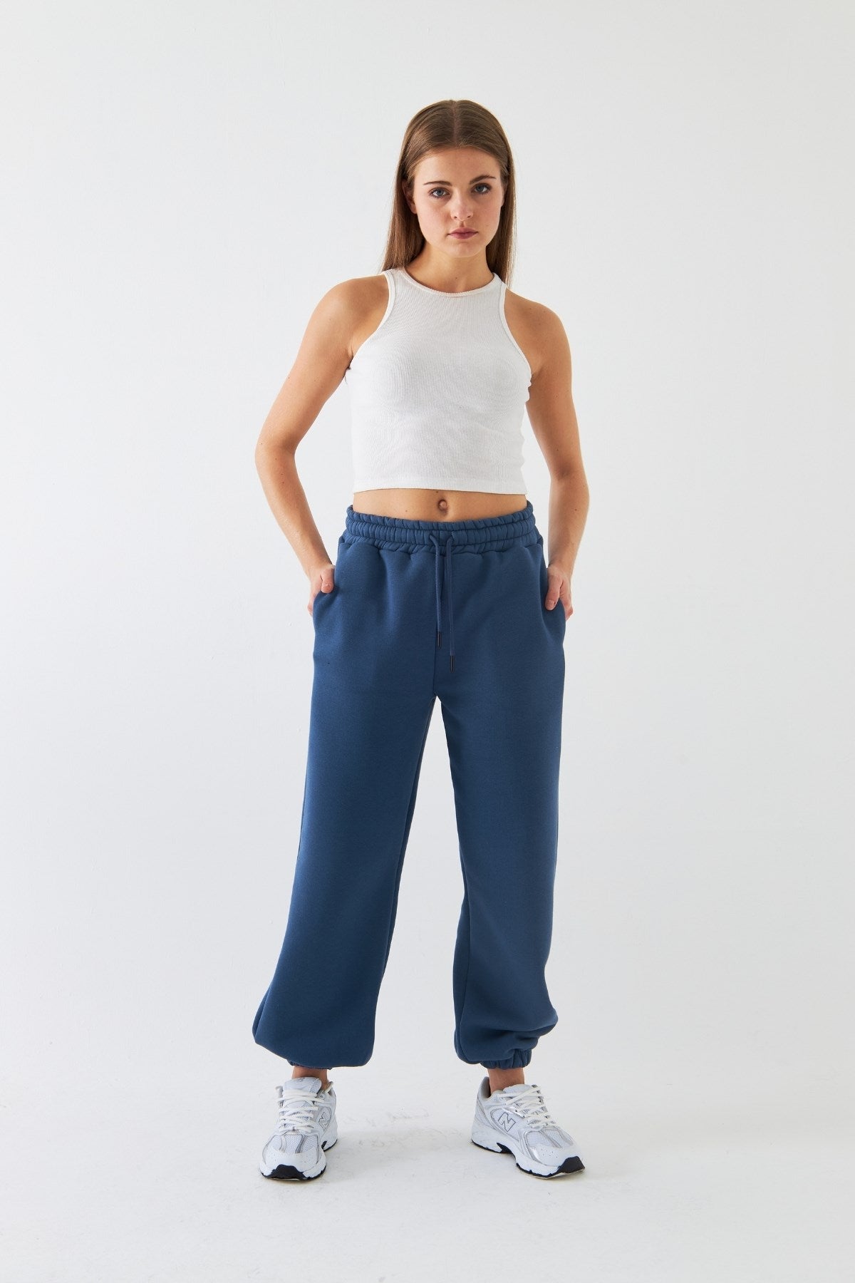 Oversize Unisex Eşofman Altı Marine – 3 İplik Şardonlu, Paça-Bel Lastikli, Cepli, Rahat Kesim