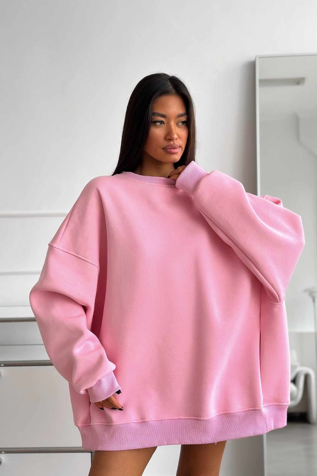 Kadın Oversize Sweatshirt Elbise Basic Pembe – Bisiklet Yaka, 3 İplik Şardonlu Polar