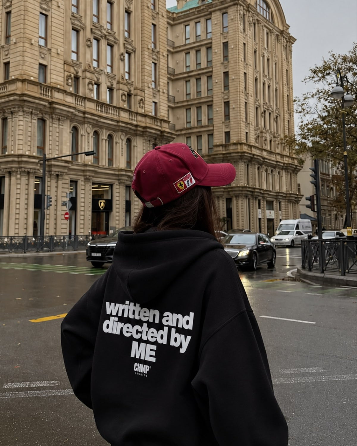 Kadın Oversize Hoodie Written & Directed Baskılı Siyah – Kapüşonlu, Sırt Baskılı, 3 İplik