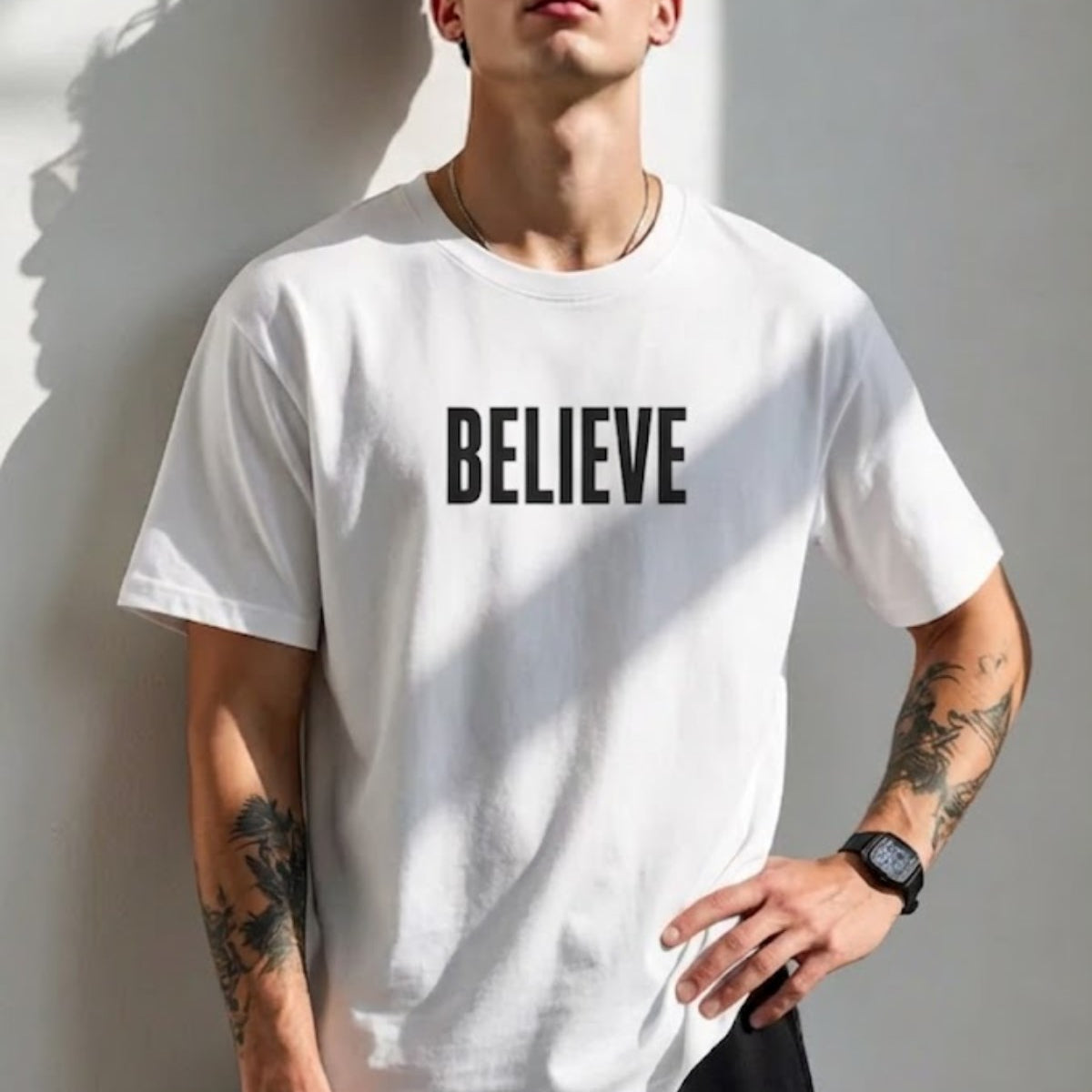 Erkek Oversize Tişört Believe Baskılı Beyaz – Bisiklet Yaka, Rahat Kalıp, %100 Pamuk