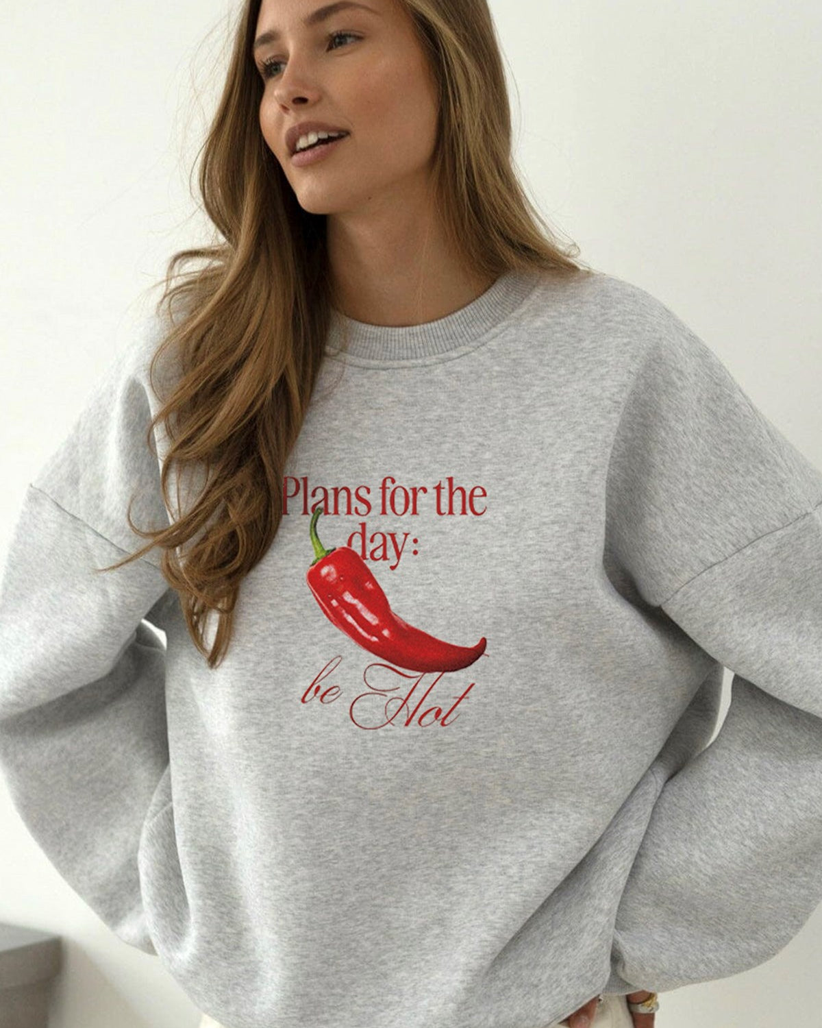 Kadın Oversize Sweatshirt Be Hot Baskılı Gri – Bisiklet Yaka, 3 İplik Şardonlu Polar