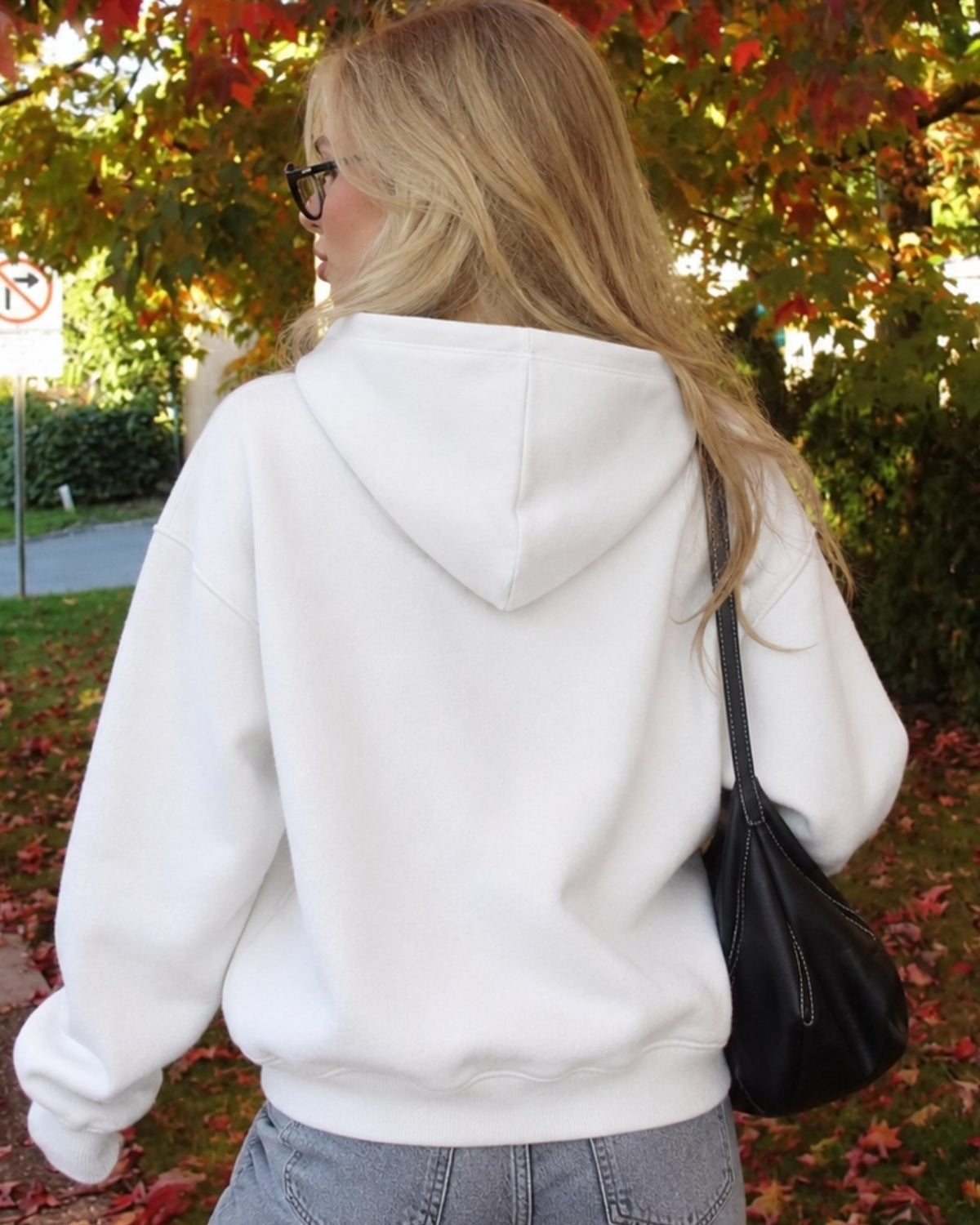 Kadın Oversize Hoodie 90’s Girl Baskılı Beyaz – Kapüşonlu, Kanguru Cepli, 3 İplik Polar