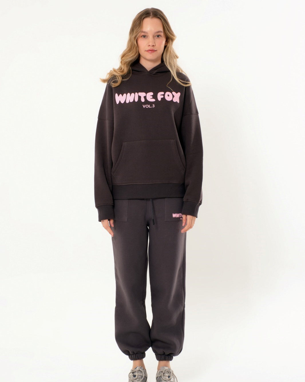 Kadın Oversize Kapüşonlu Sweatshirt ve Eşofman Takım Yüksek Rubber Baskı  Rahat ve Şık Tasarım