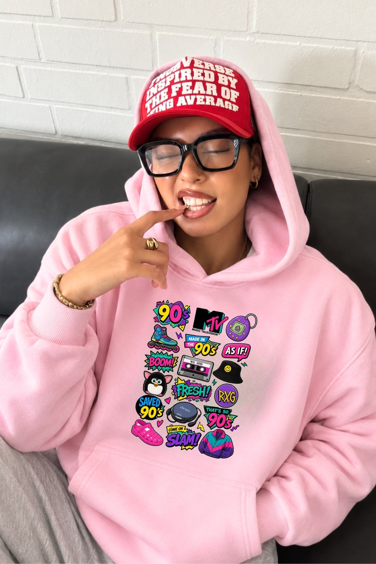 Kadın Oversize Hoodie Sweatshirt 90s Pop Patch Baskılı Pembe – Kapüşonlu, Kanguru Cepli, 3 İplik 