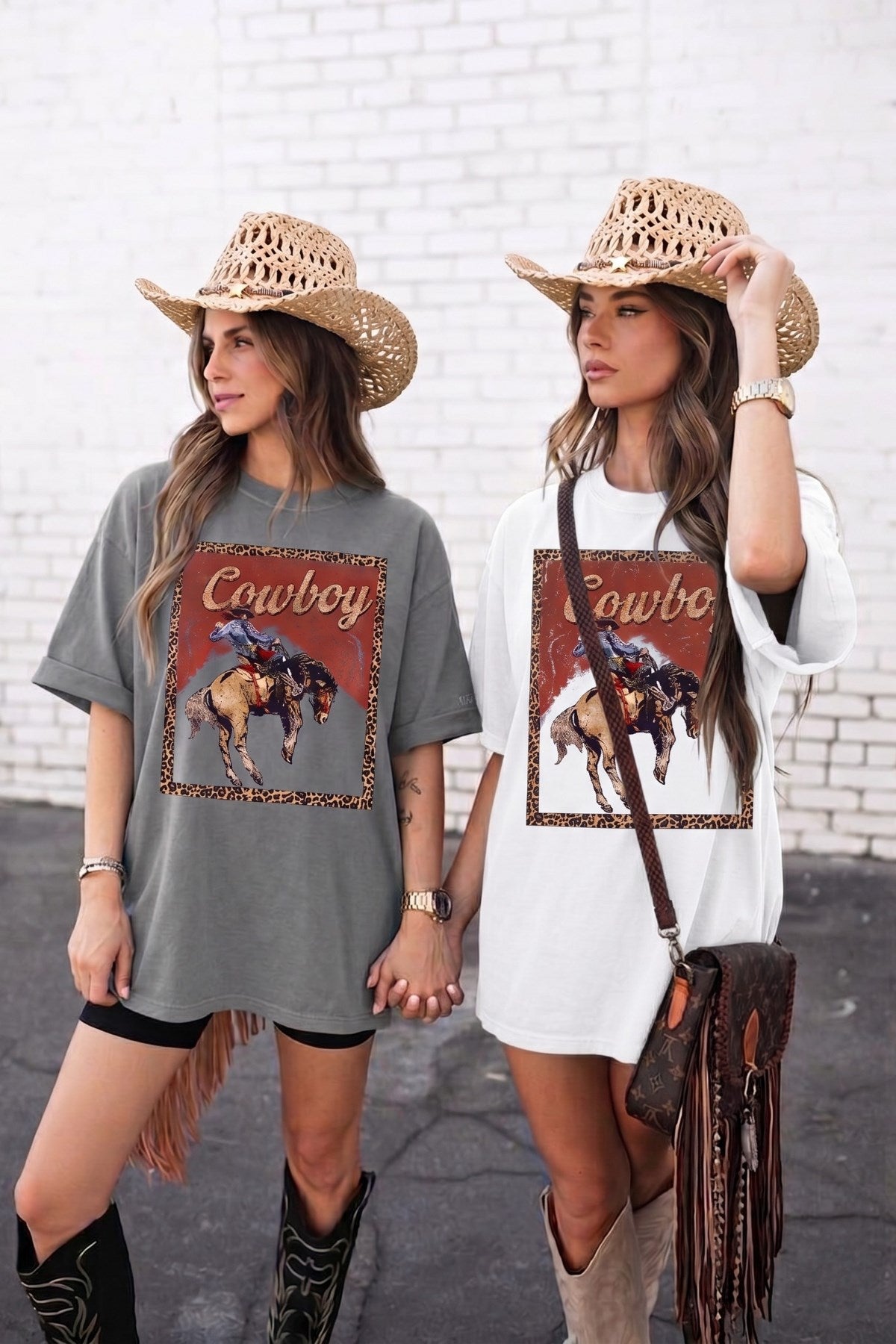 Kadın Oversize Tişört Western Rush Baskılı Füme – Bisiklet Yaka, Rahat Kalıp, %100 Pamuk