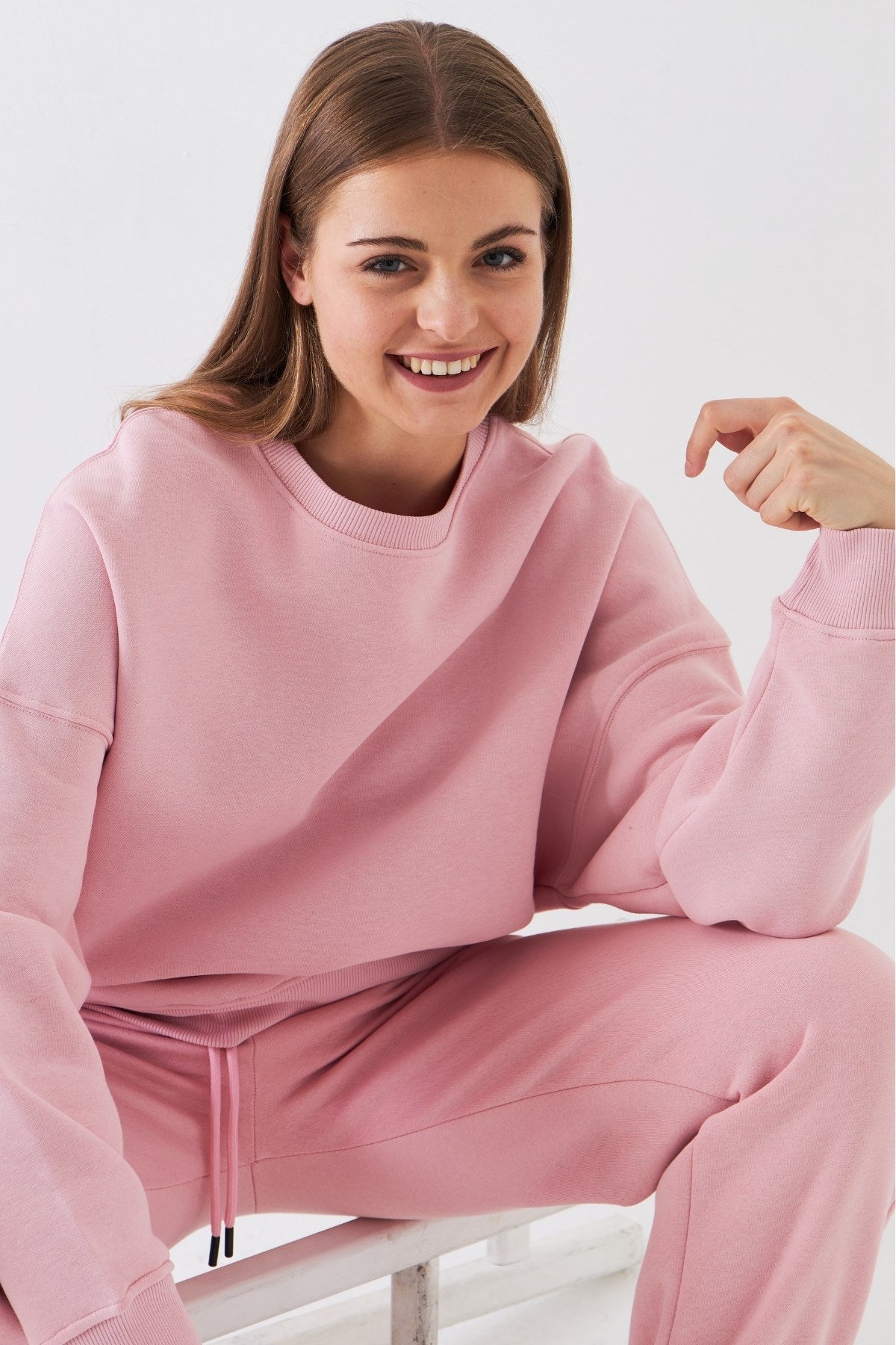 Unisex Oversize Sweatshirt Basic Pembe – Bisiklet Yaka, 3 İplik Şardonlu Polar