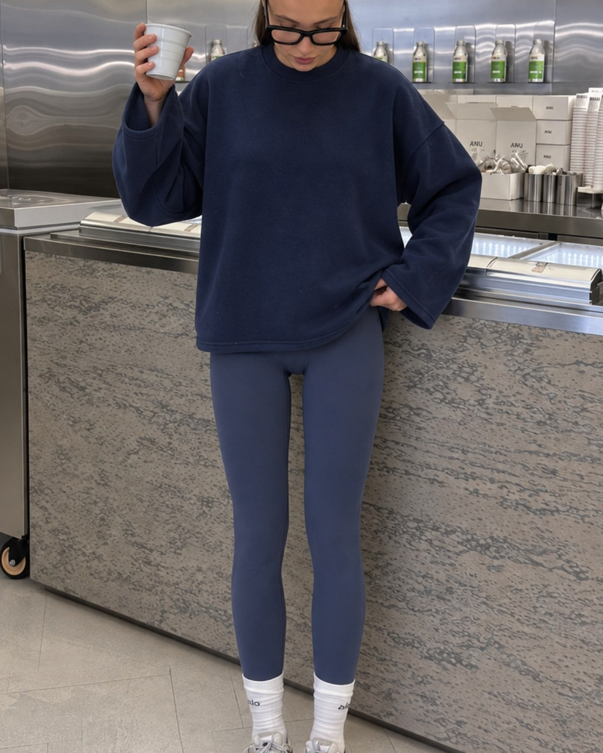 Kadın Relaxed Fit Sweatshirt Basic Lacivert – Bisiklet Yaka, 3 İplik Şardonsuz, Düşük Omuz