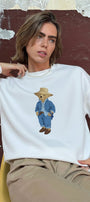 Kadın Oversize Sweatshirt Ranch Bear Baskılı Beyaz – Bisiklet Yaka, 3 İplik Şardonlu Polar