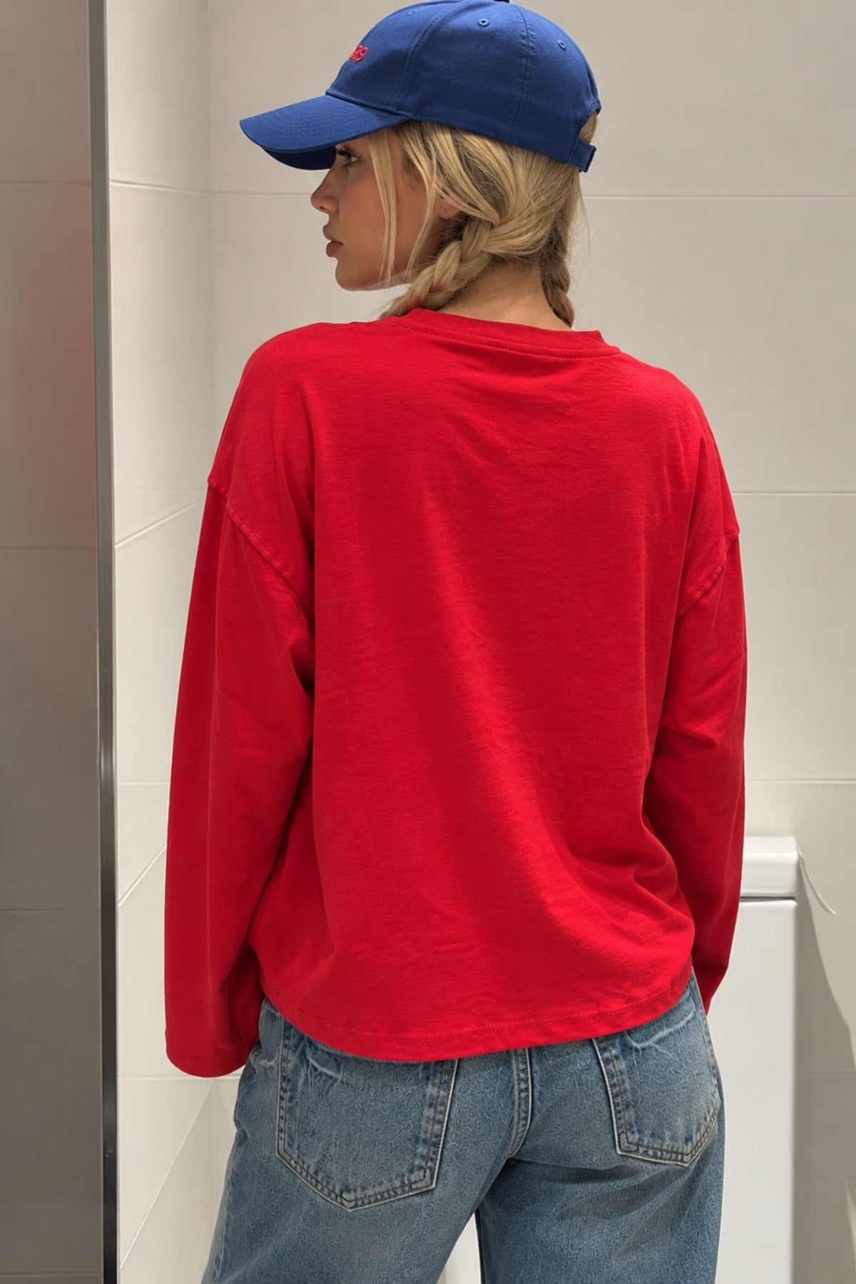 Kadın Regular Fit Uzun Kollu Tişört Basic Kırmızı – Bisiklet Yaka, %100 Pamuk, Düşük Omuz
