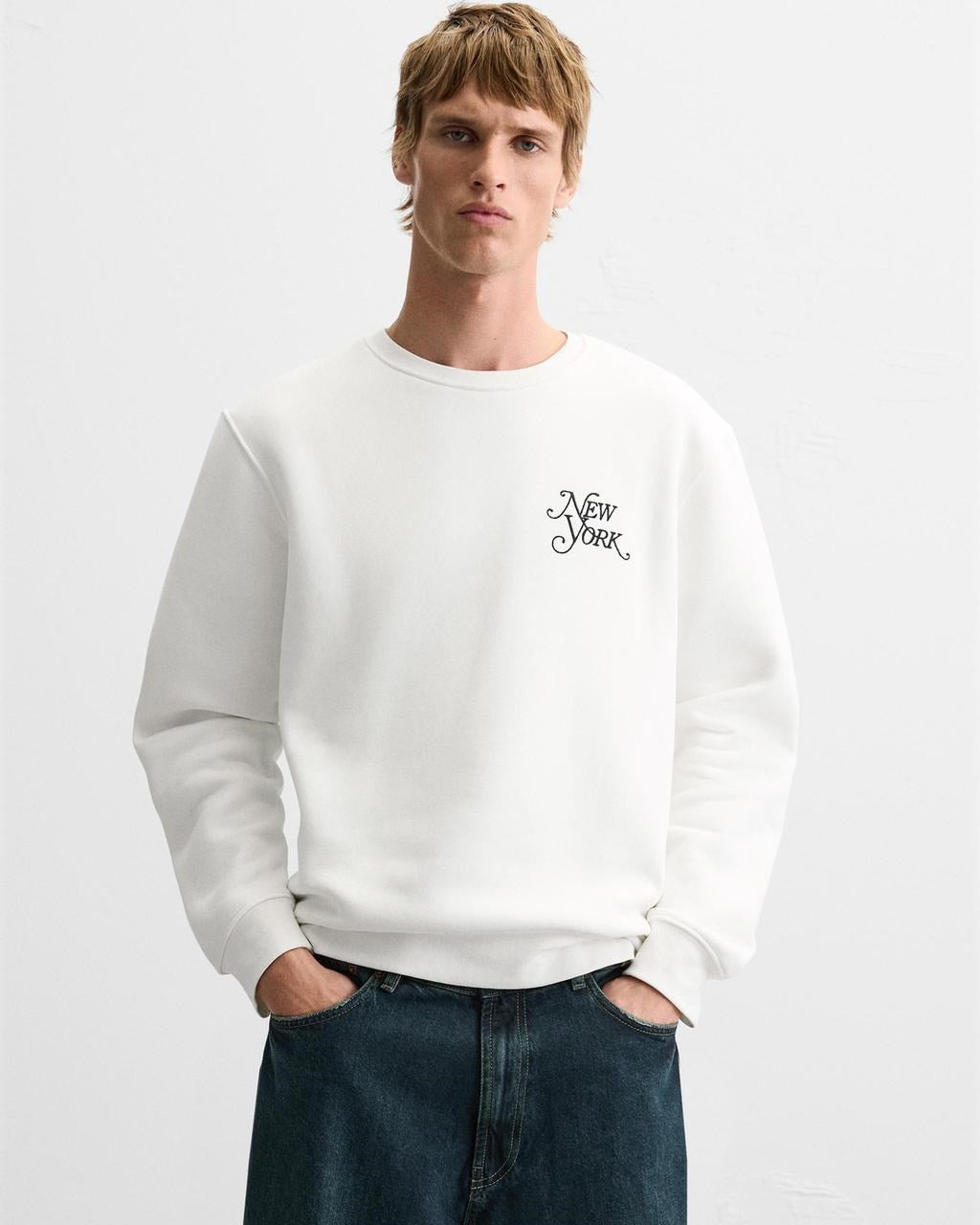 Beyaz New York Baskılı Sırt Baskı Detaylı Bisiklet Yaka Oversize Sweatshirt