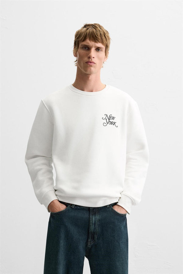 Beyaz New York Baskılı Sırt Baskı Detaylı Bisiklet Yaka Oversize Sweatshirt