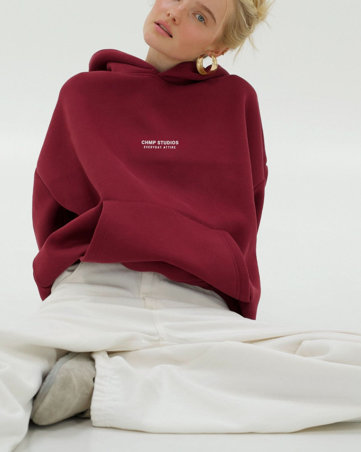 Kadın Oversize Sweatshirt Hoodie CHMP Yazlı Baskılı Bordo – Kapüşonlu, 3 İplik Polar, Kanguru Cepli