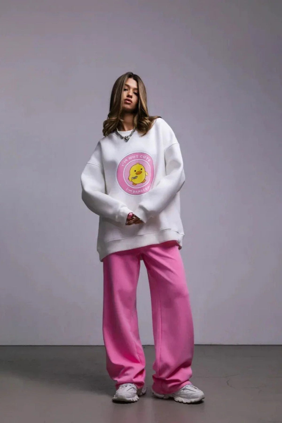 Kadın Oversize Sweatshirt Elbise Cute Ördek Baskılı Beyaz – Bisiklet Yaka, 3 İplik Şardonlu Polar