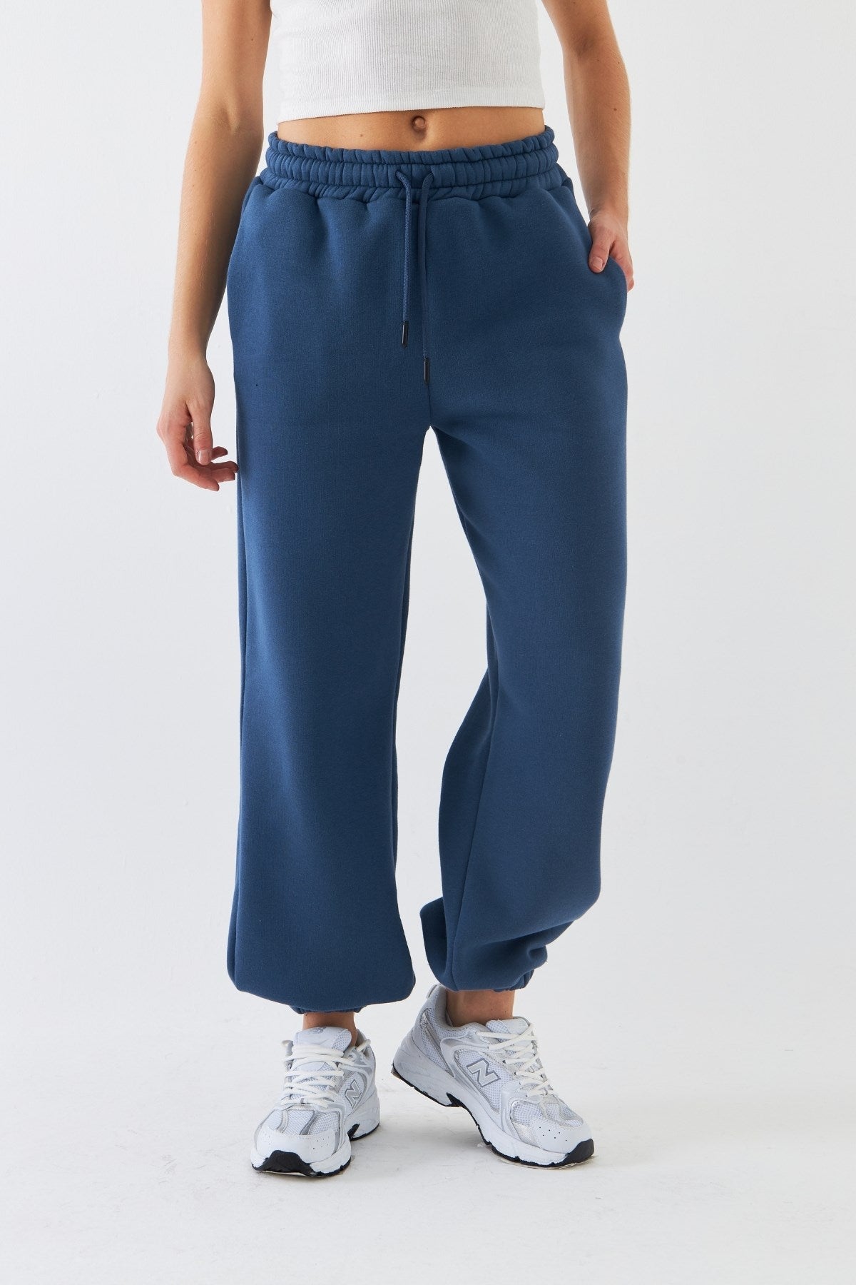 Oversize Unisex Eşofman Altı Marine – 3 İplik Şardonlu, Paça-Bel Lastikli, Cepli, Rahat Kesim