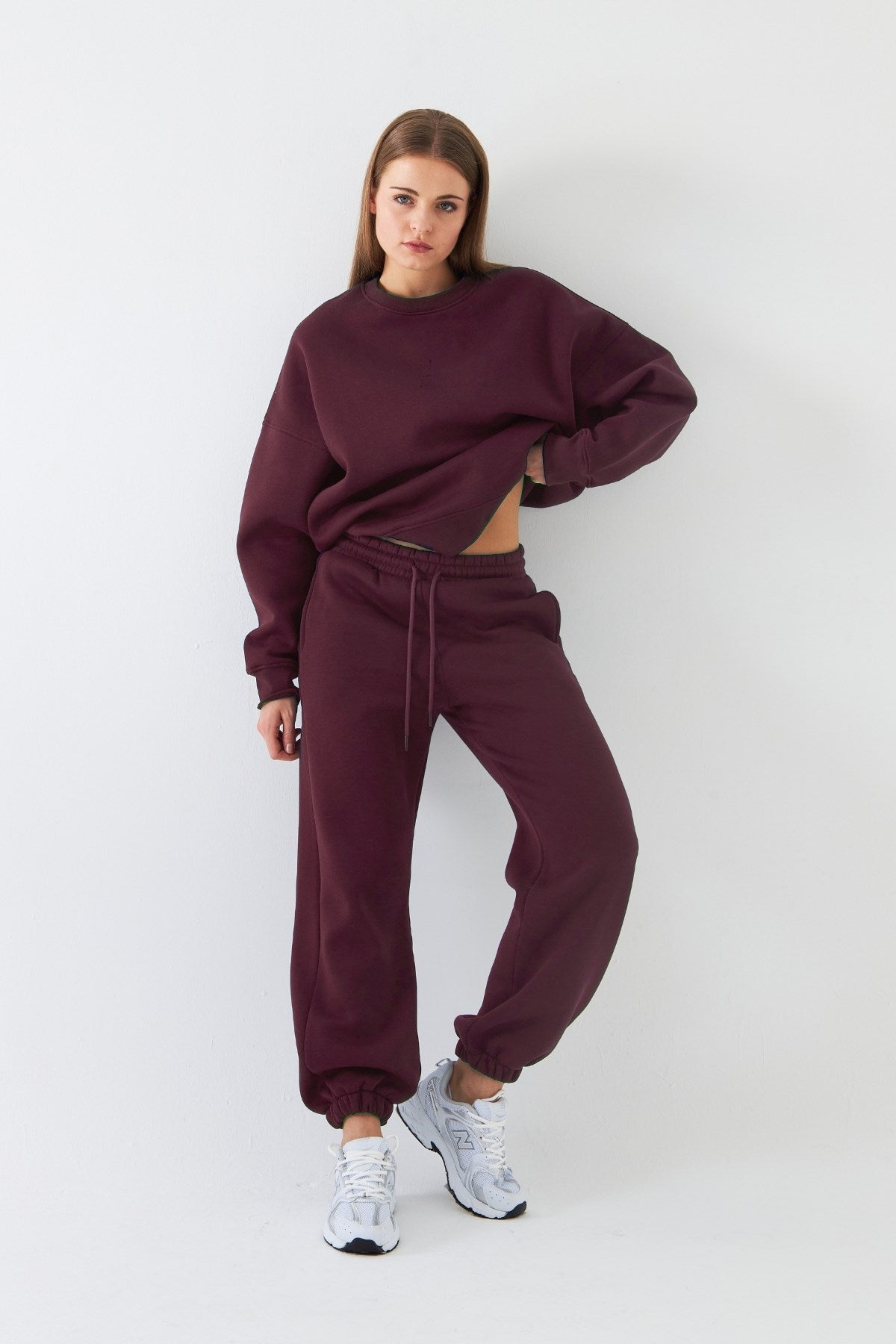 Unisex Oversize Eşofman Takımı Basic Bordo – Bisiklet Yaka, Lastikli Paça, 3 İplik Şardonlu Polar