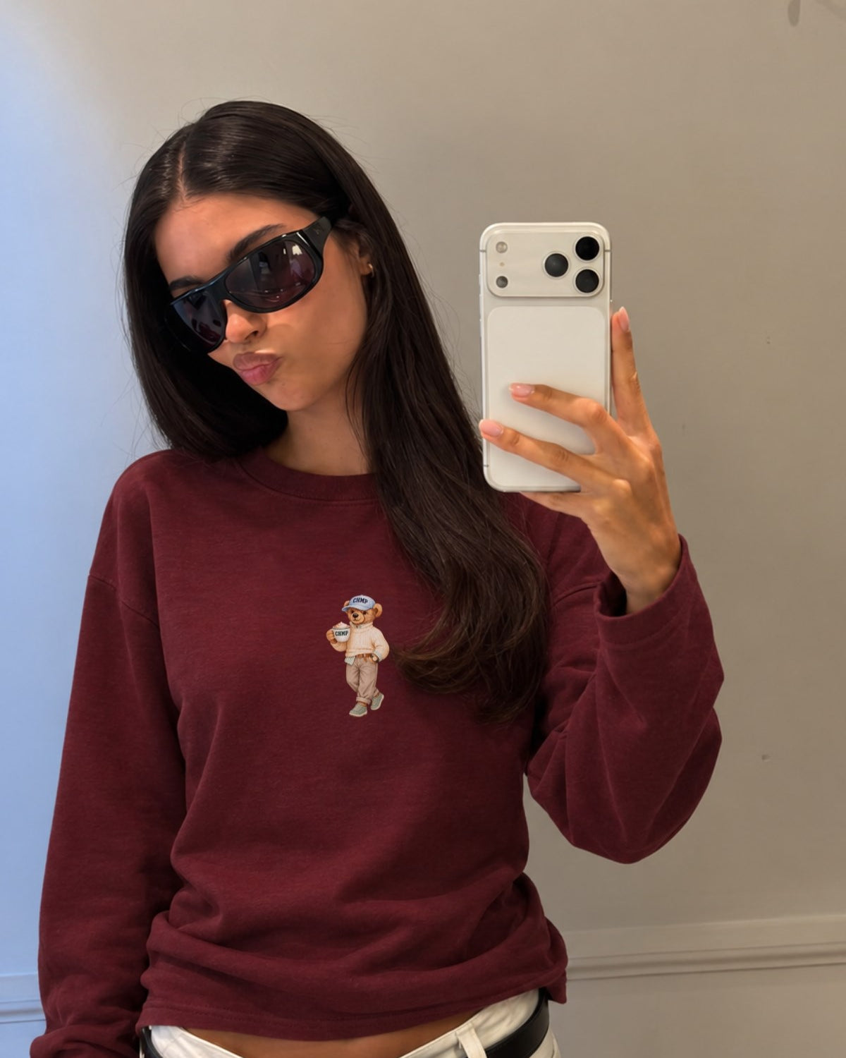 Kadın Relaxed Fit Sweatshirt Coffee Bear Baskılı Bordo – Bisiklet Yaka, 3 İplik Şardonsuz, Geniş Kol