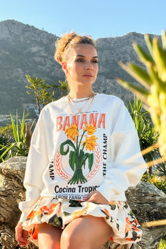 Kadın Oversize Sweatshirt Banana Tropical Baskılı Beyaz – Bisiklet Yaka, 3 İplik Şardonlu Polar