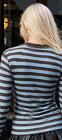 Kadın Çizgili Uzun Kollu Bluz Retro Line Mavi Kahverengi – Bisiklet Yaka, Slim Fit, Kontrast Çizgili