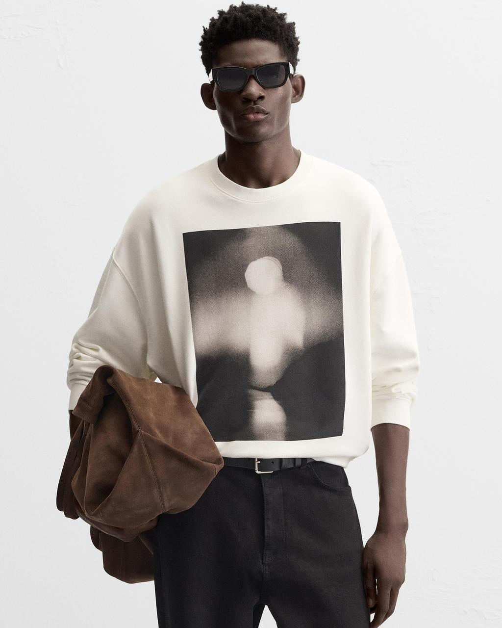 Beyaz Gölge Figür Detaylı Baskılı Bisiklet Yaka Oversize Sweatshirt