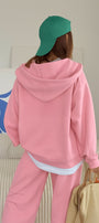 Kadın Oversize Eşofman Takımı Pembe – Kapüşonlu Fermuarlı, Şerit Detaylı, Bağcıklı Bel, Bol paça